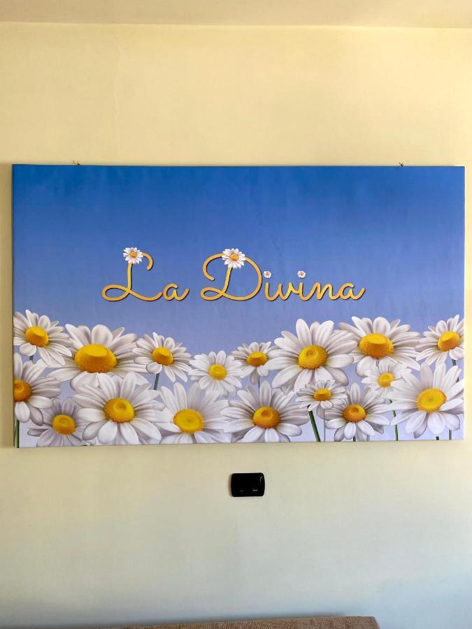 La Divina Appartement Cosenza Buitenkant foto
