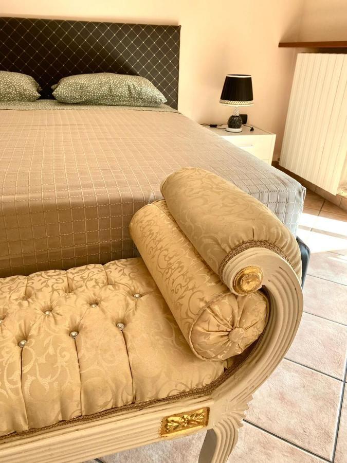 La Divina Appartement Cosenza Buitenkant foto